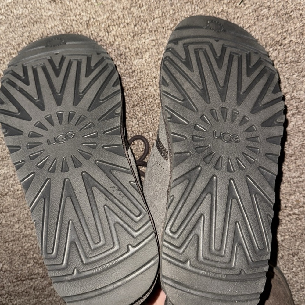 Grey Ugg Neumel Chukka Boot View 5